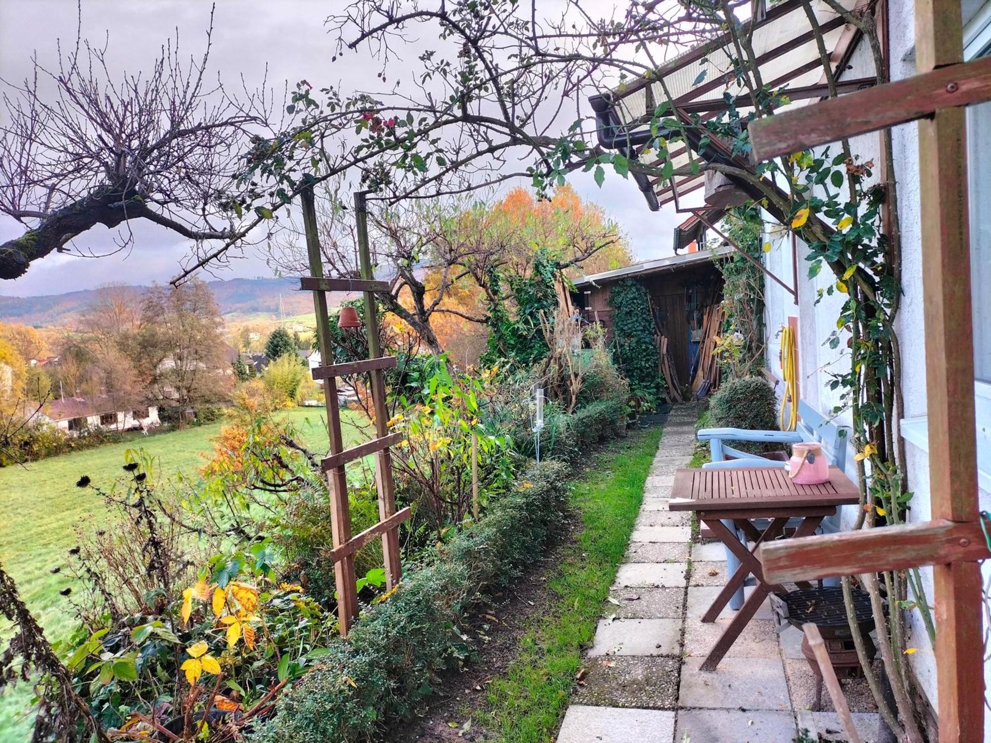 Pension Rosenblick Moerlenbach Bagian luar foto