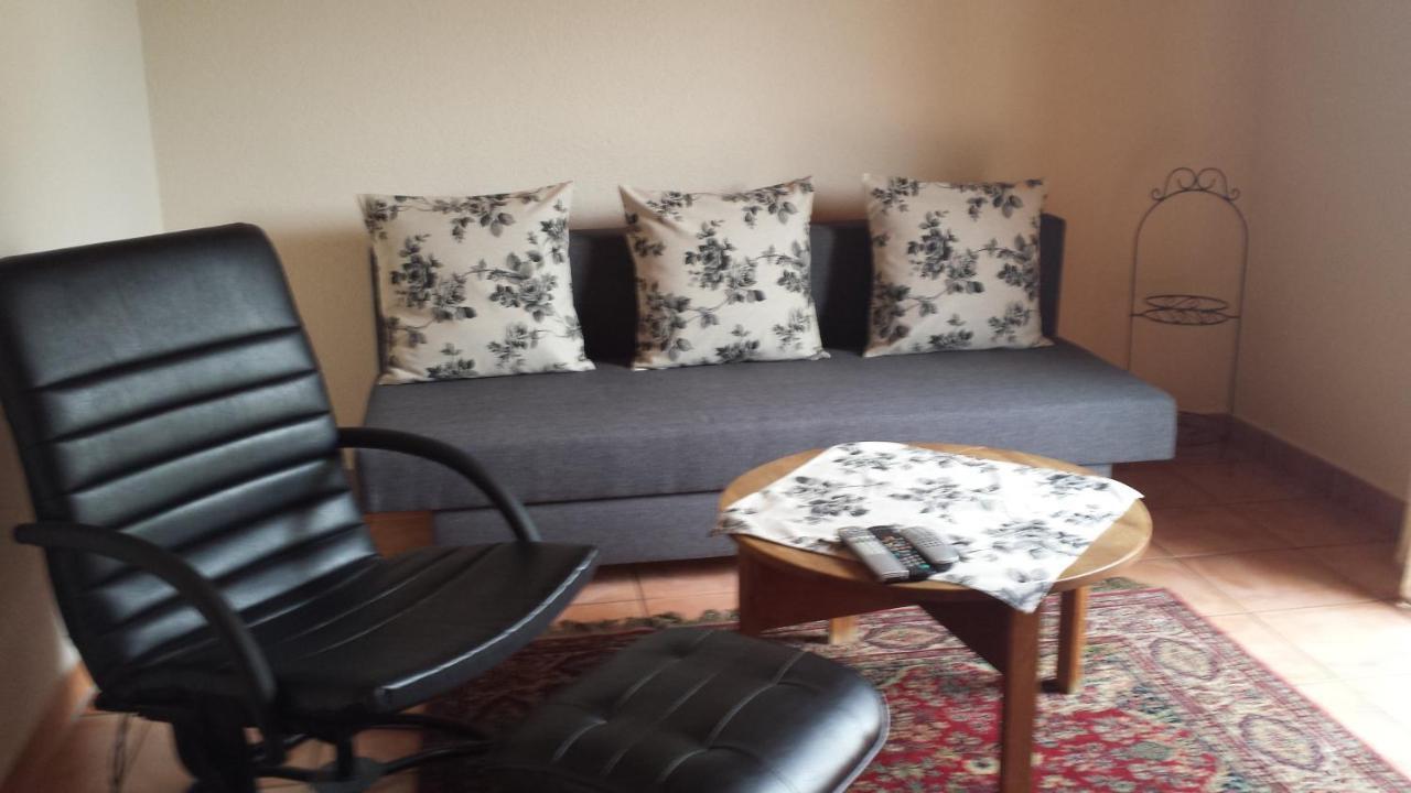 Pension Rosenblick Moerlenbach Bagian luar foto